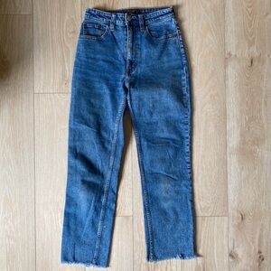 Abercrombie and Fitch Zoe natural rise straight ankle leg jeans